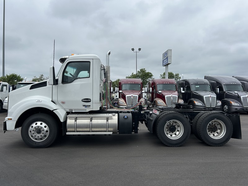 Buy 2025 Kenworth T880 Nsj124166 Trucks for sale In Fargo, Nd
