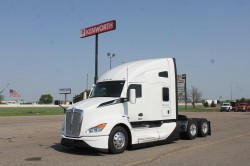 2024 KENWORTH T680  