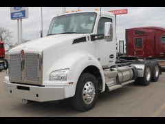 BUY KENWORTH T880 2025