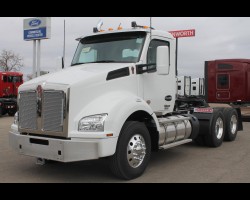 2025 Kenworth T880 Trucks for sale