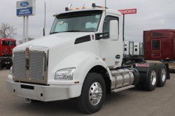 2025 KENWORTH T880  