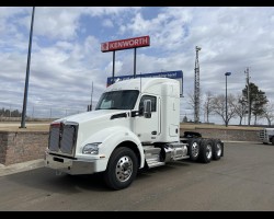 2025 Kenworth T880 Trucks for sale