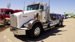 2015 KENWORTH T800  