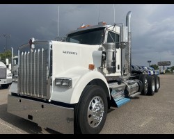 2025 Kenworth W900 Trucks for sale