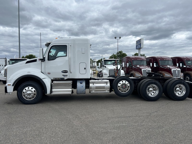 Buy 2025 Kenworth T880 Nsj167669 - Trucks for sale In Fargo, Nd