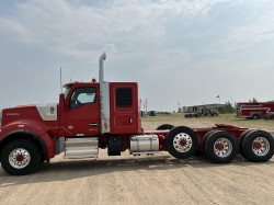 2025 KENWORTH W990  