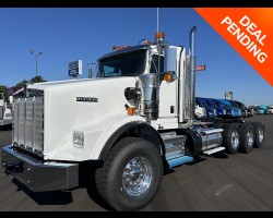 2025 Kenworth T800 Trucks for sale