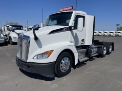 2023 KENWORTH T680   2023 KENWORTH T680