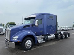 BUY KENWORTH T880 2021