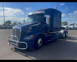 2024 Kenworth T680 Trucks for sale