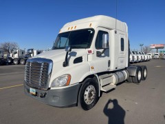 BUY FREIGHTLINER CASCADIA 2010