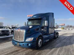 BUY PETERBILT 579 2017