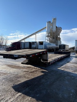 2019 XL SPECIALIZED LOWBOY XL 80 MFG TRI AXLE  