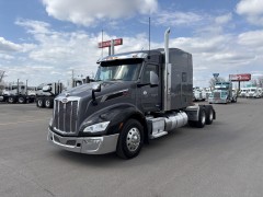 BUY PETERBILT 579 2022