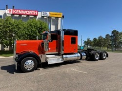 2025 KENWORTH W900L  