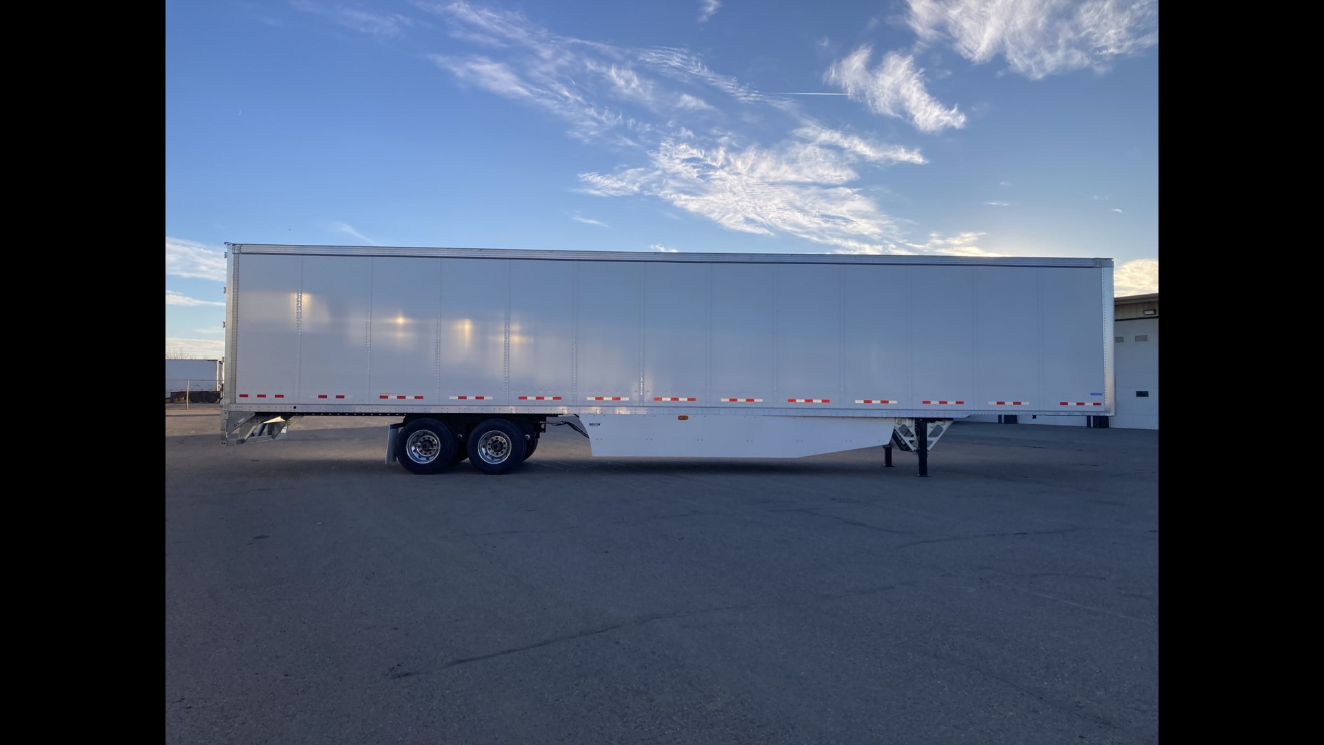 2027 Vanguard in Fargo, ND — photo 5