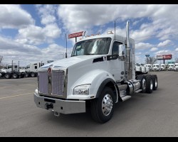2027 Kenworth T880 Trucks for sale