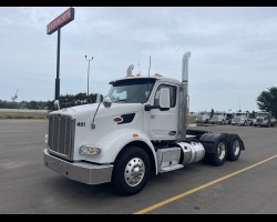 2022 Peterbilt 567 Trucks for sale